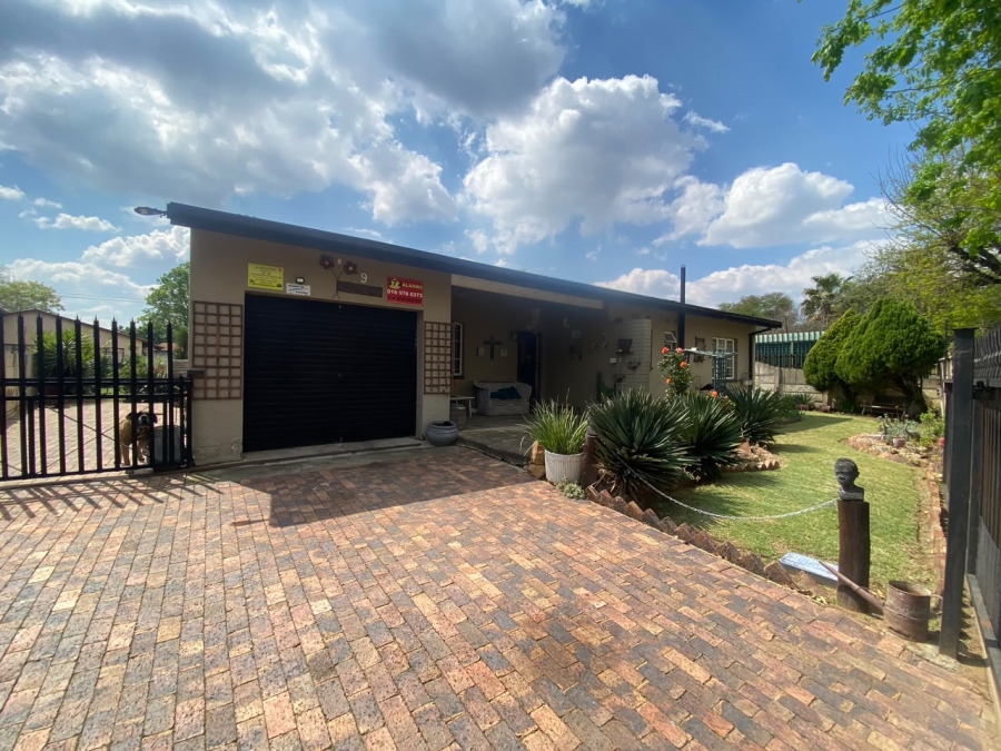 3 Bedroom Property for Sale in Sasolburg Free State